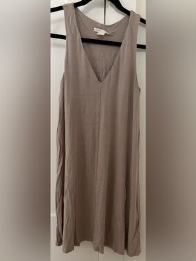H&M Taupe Sleeveless V-Neck Dress